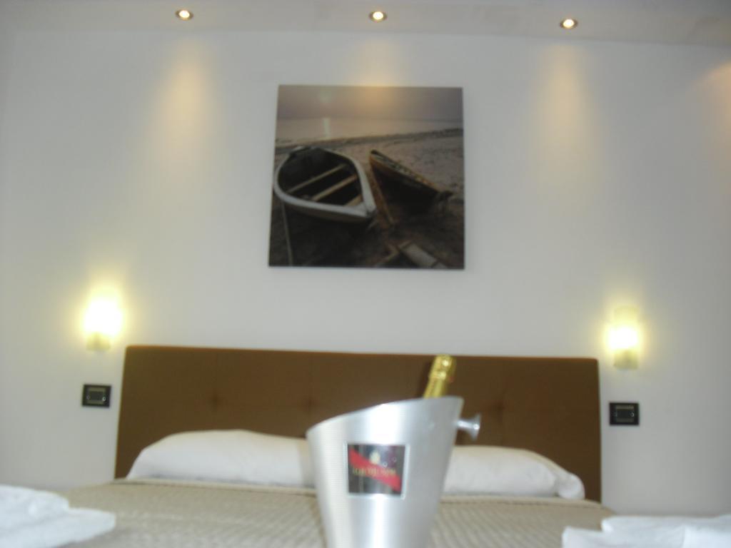 Luce Di Luna Luxury Suites Roma Exterior foto